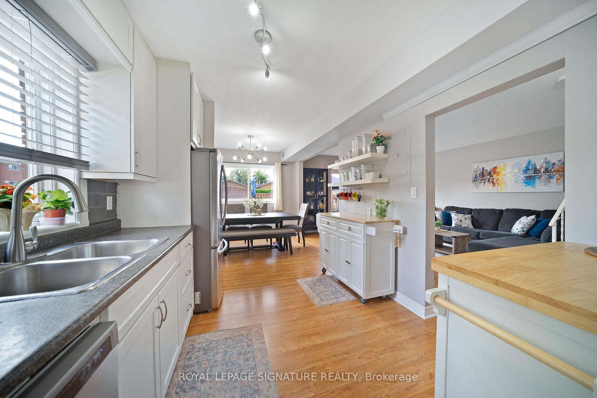 Photo 4 of Unit 2, 2027 Bluefields Drive, Burlington, Mountainside — HOMEH