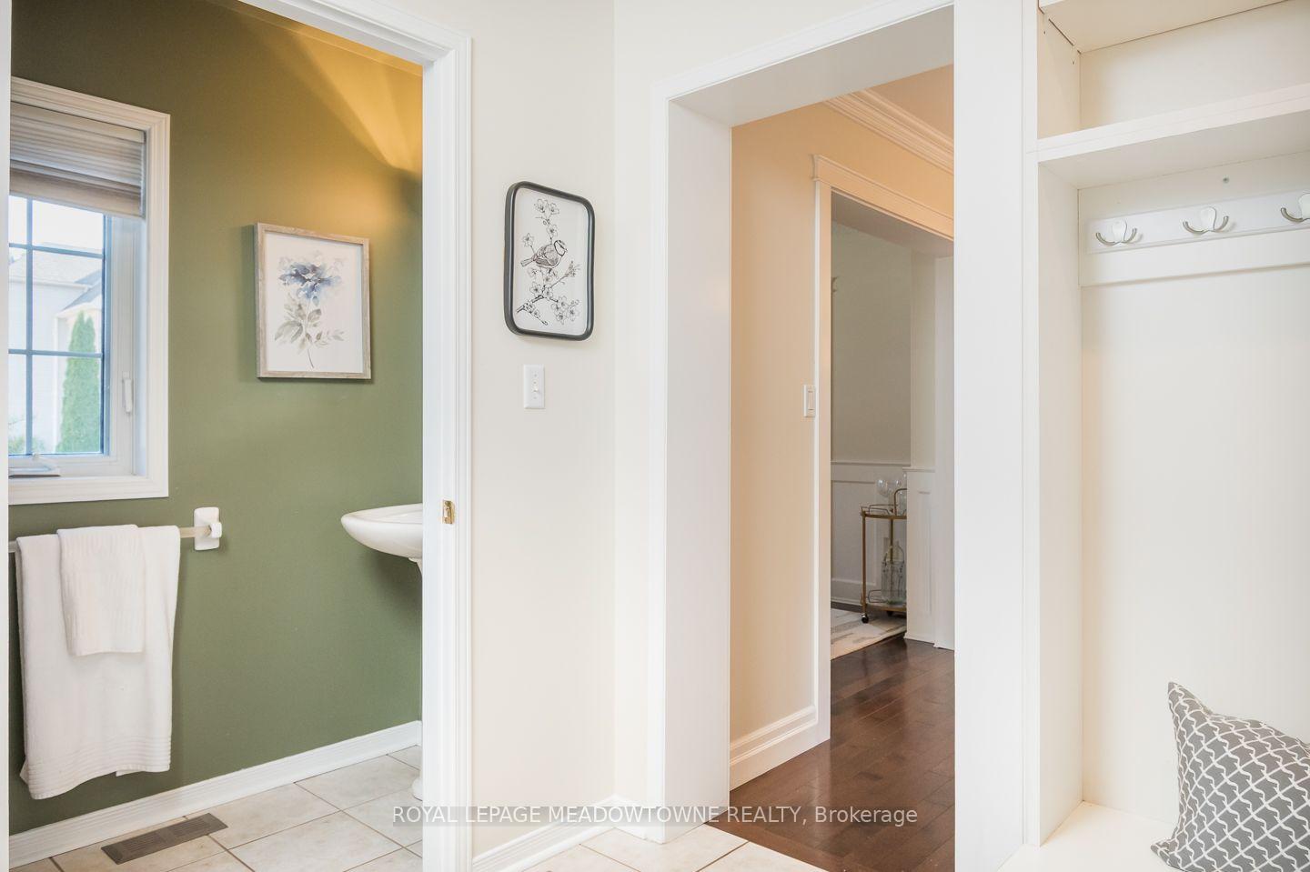 Photo 18 of 3 Valley Ridge Lane, Hamilton, Rural Flamborough — HOMEH