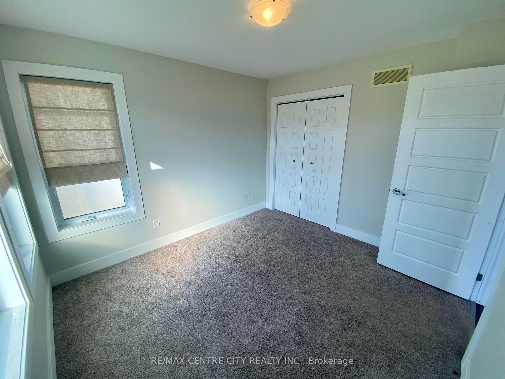 Photo 4 of 79 Renaissance Drive, St. Thomas — HOMEH