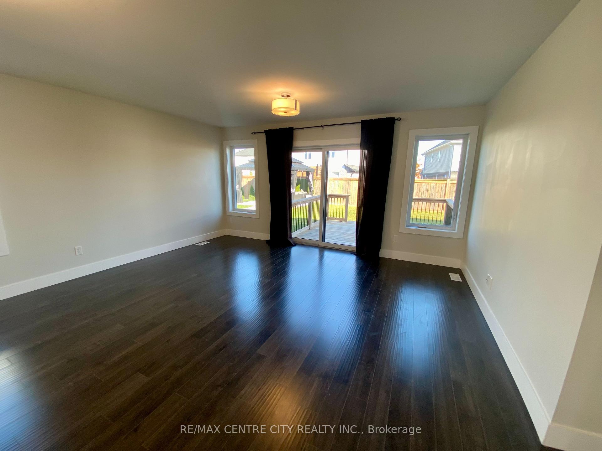 Photo 13 of 79 Renaissance Drive, St. Thomas — HOMEH