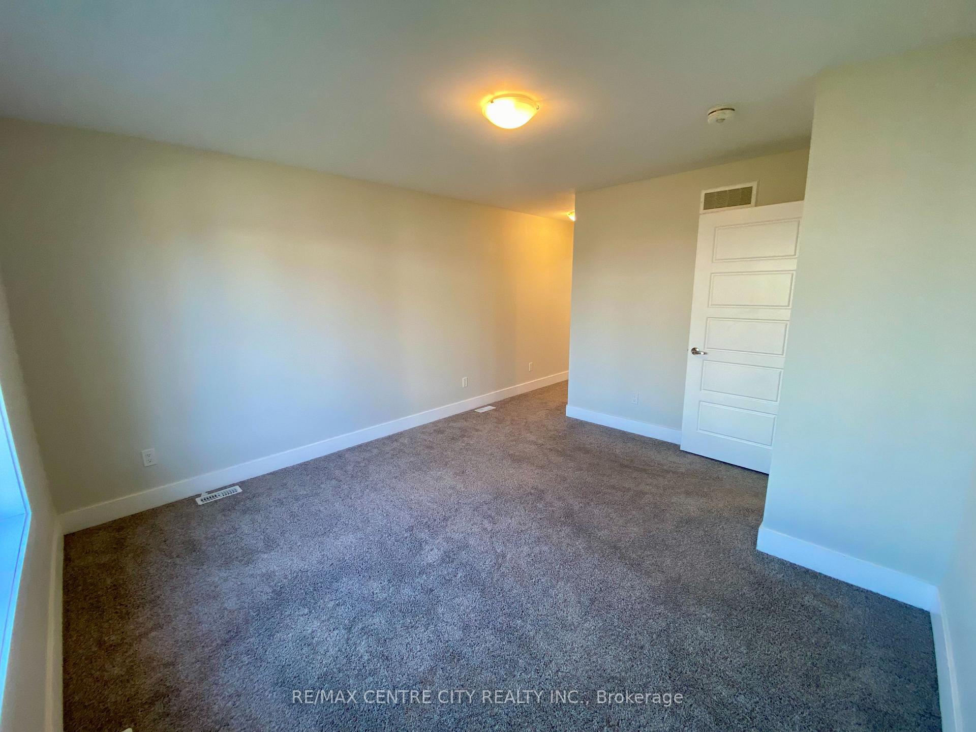 Photo 15 of 79 Renaissance Drive, St. Thomas — HOMEH