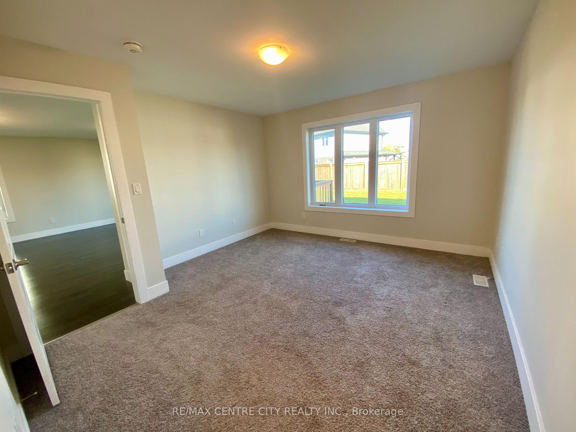 Photo 16 of 79 Renaissance Drive, St. Thomas — HOMEH