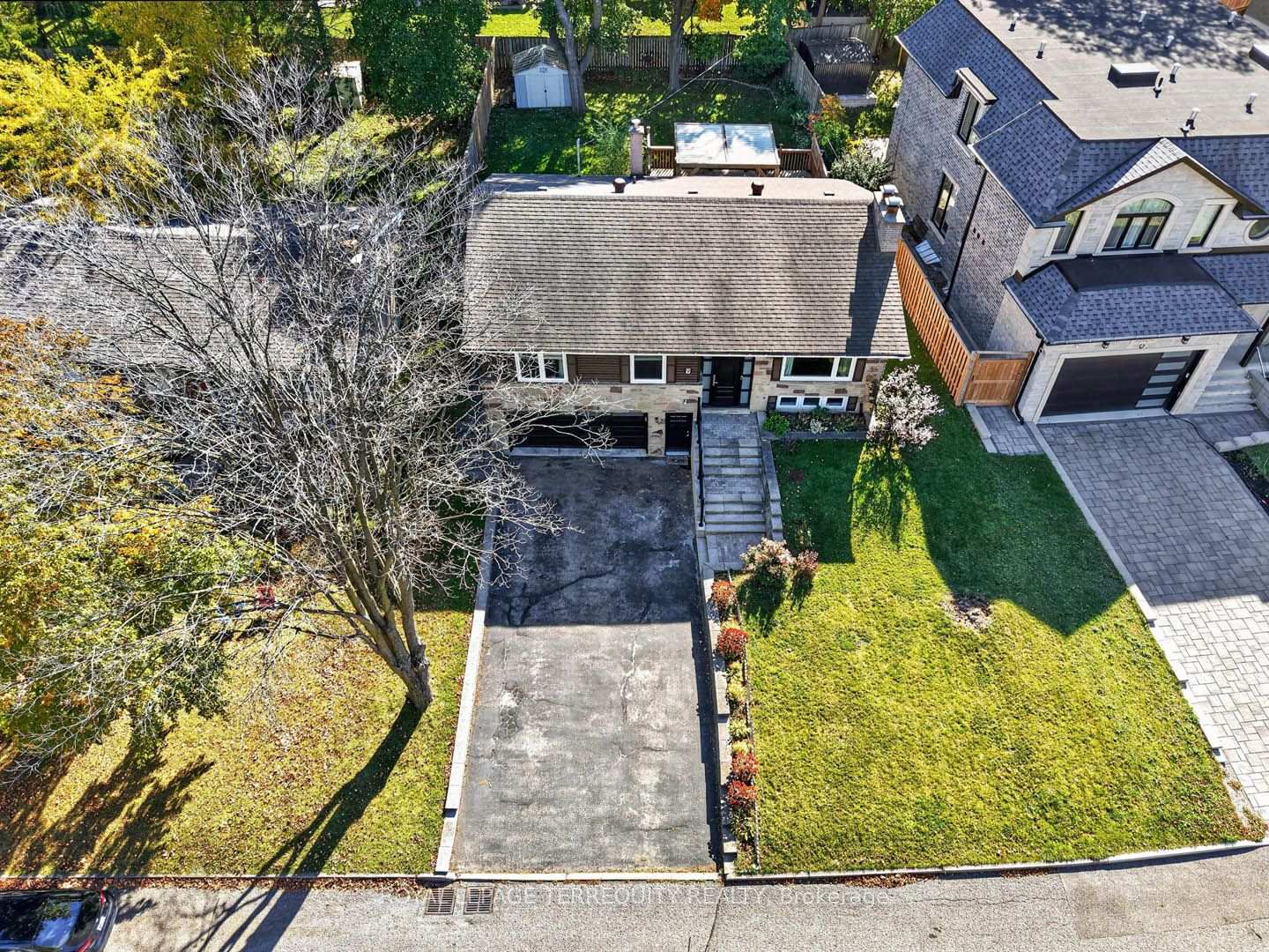 Photo 3 of 9 Brightbay Crescent, Markham, Grandview — HOMEH
