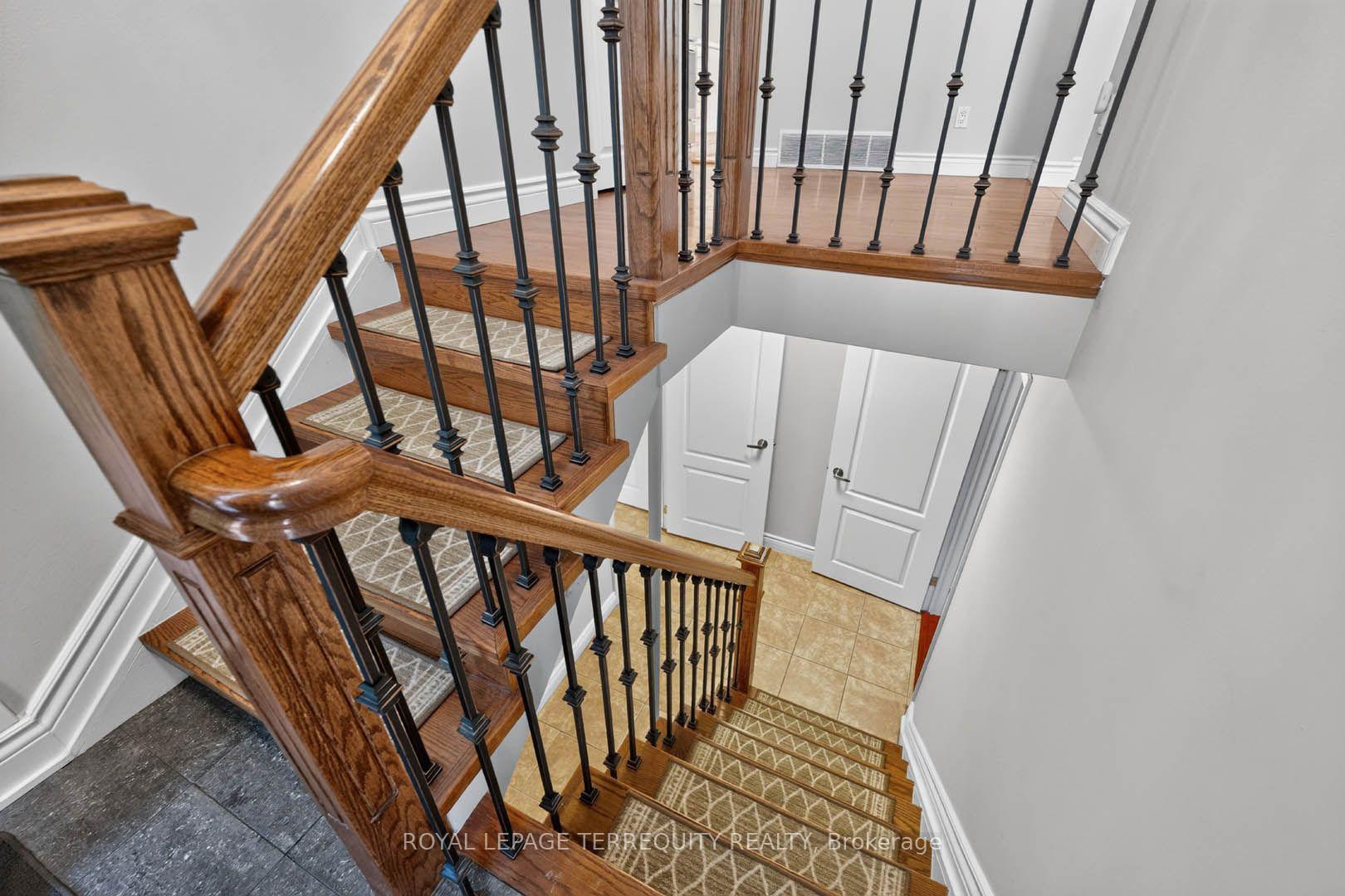 Photo 30 of 9 Brightbay Crescent, Markham, Grandview — HOMEH