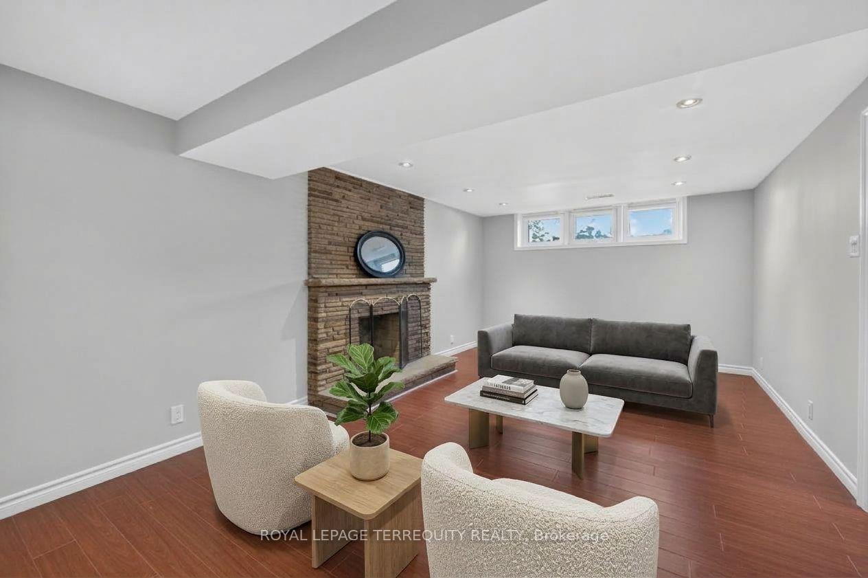 Photo 33 of 9 Brightbay Crescent, Markham, Grandview — HOMEH