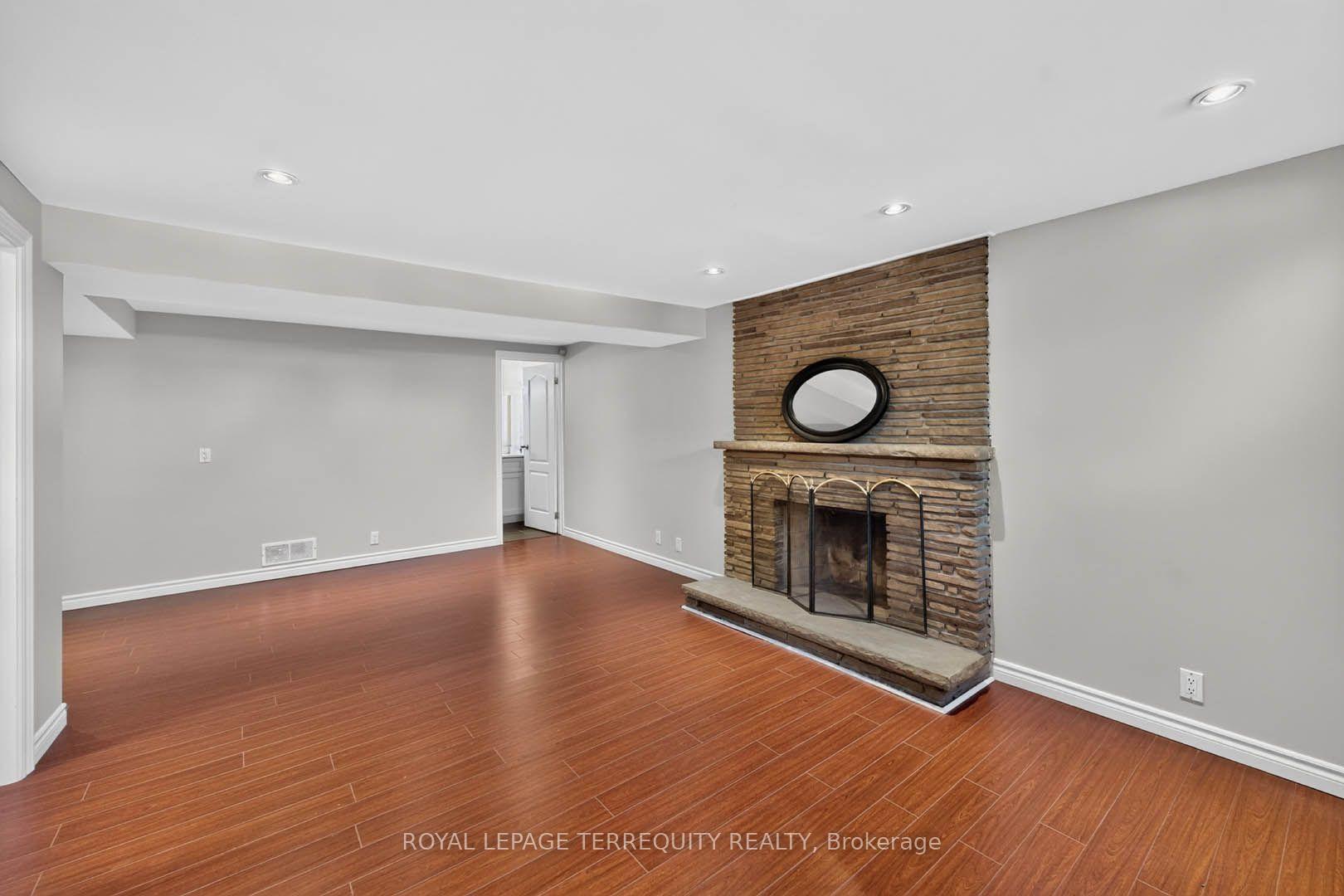 Photo 35 of 9 Brightbay Crescent, Markham, Grandview — HOMEH