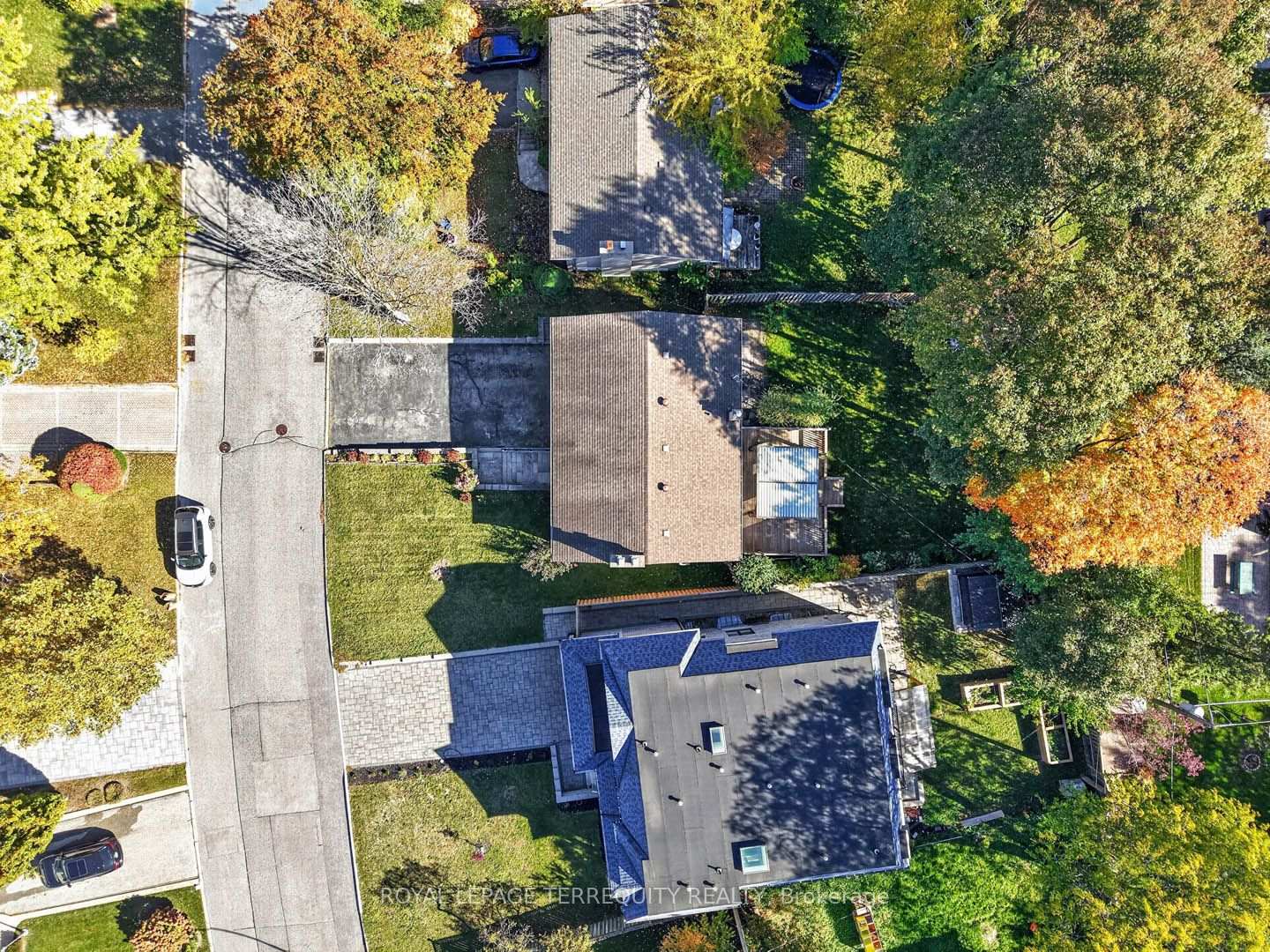Photo 45 of 9 Brightbay Crescent, Markham, Grandview — HOMEH