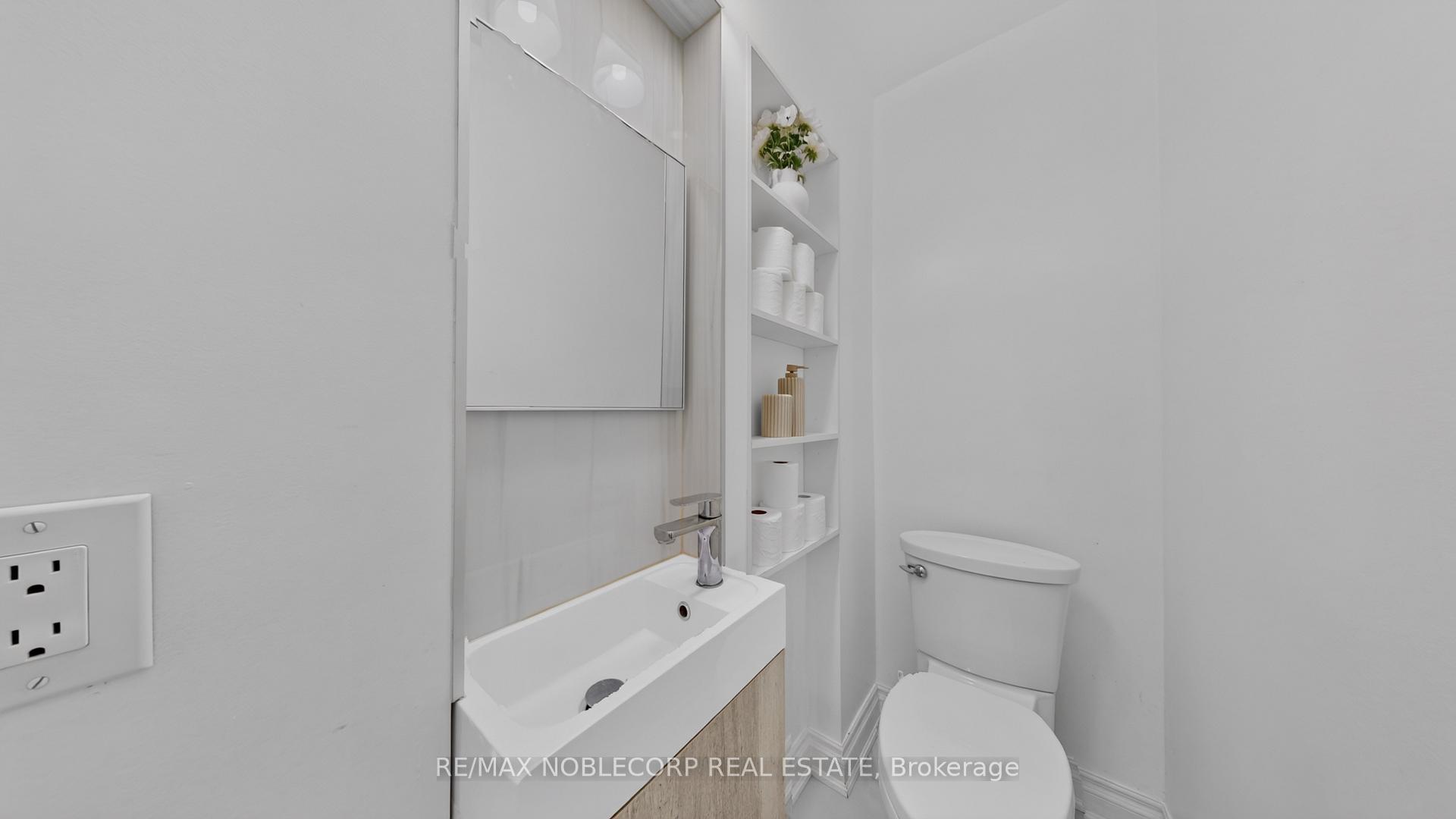Photo 20 of 95 Snowood Court, North York, Glenfield-Jane Heights — HOMEH
