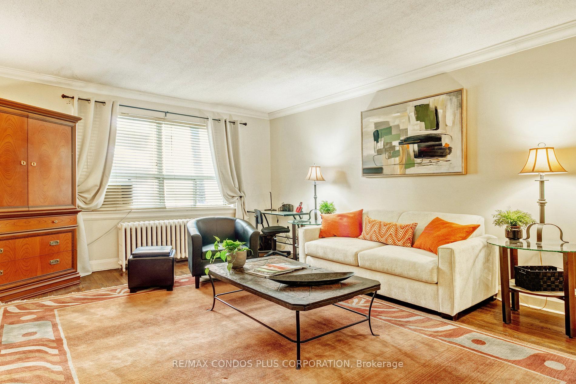 Photo 2 of Unit 202, 35 Raglan Avenue, Toronto, Forest Hill South — HOMEH