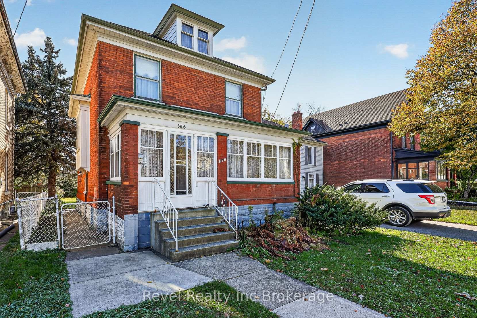 Photo 1 of 596 King Street, Woodstock, Woodstock - South — HOMEH