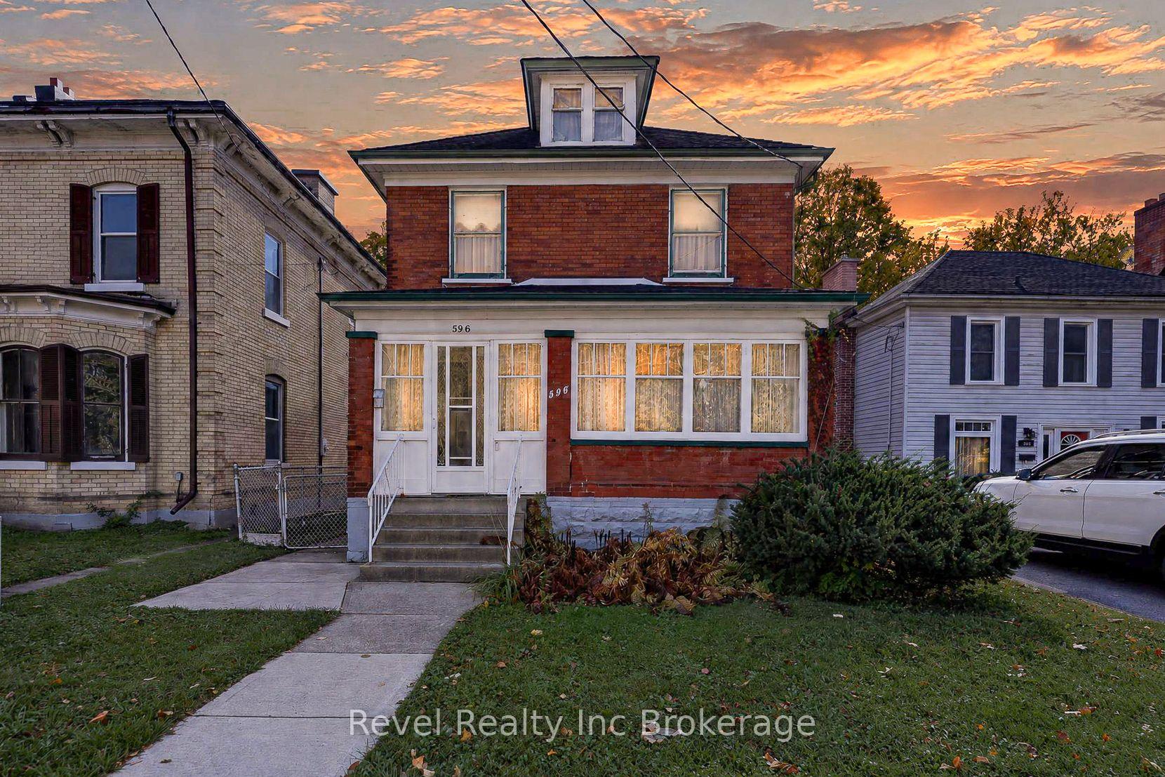 Photo 2 of 596 King Street, Woodstock, Woodstock - South — HOMEH