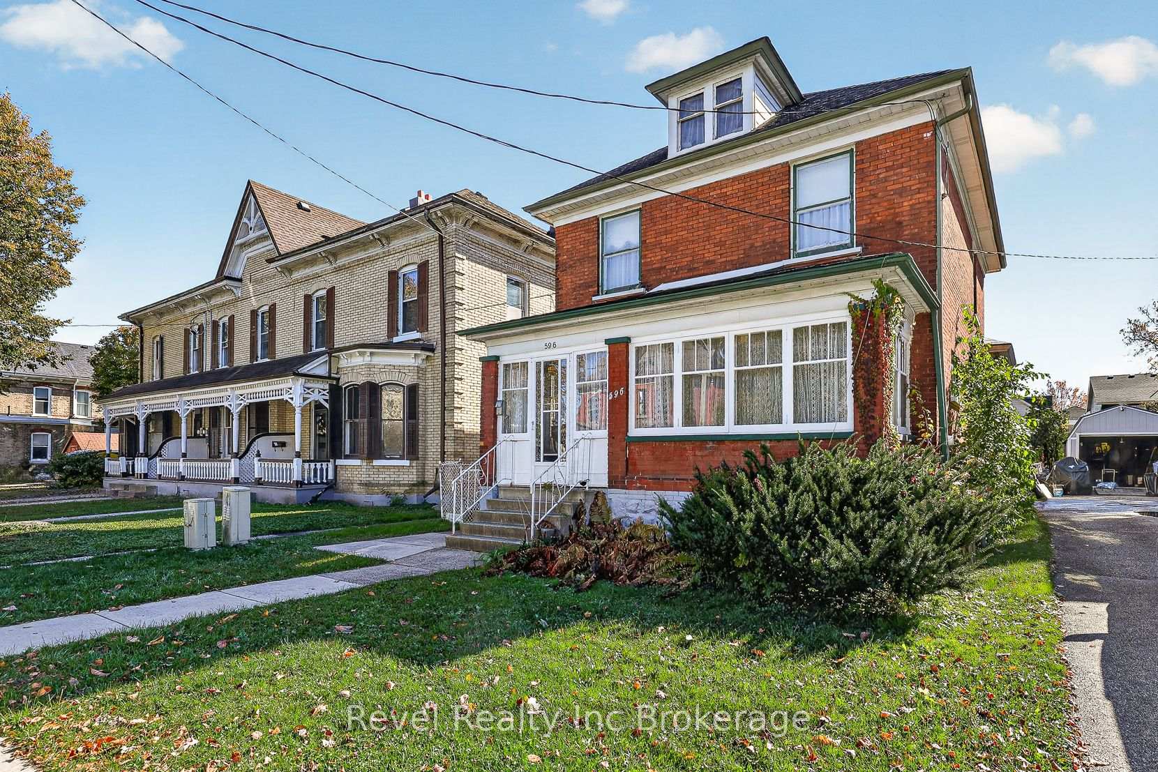 Photo 3 of 596 King Street, Woodstock, Woodstock - South — HOMEH