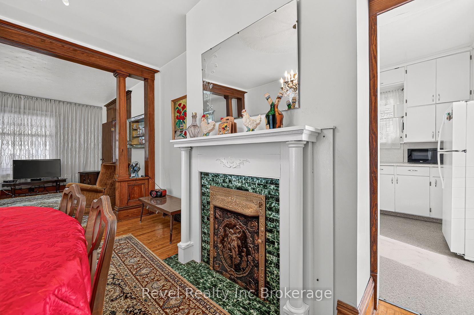 Photo 13 of 596 King Street, Woodstock, Woodstock - South — HOMEH