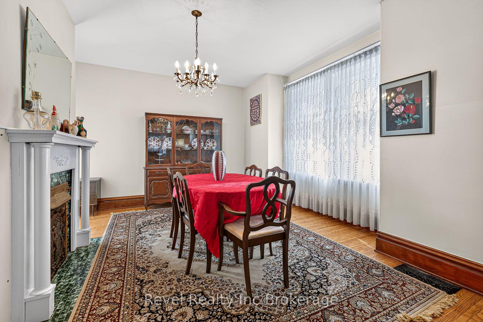 Photo 14 of 596 King Street, Woodstock, Woodstock - South — HOMEH