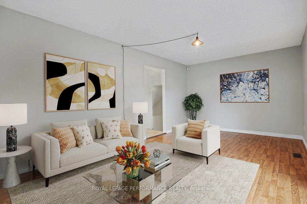 Photo 2 of 1394 Ridgebrook Drive, Ottawa, Pineview — HOMEH