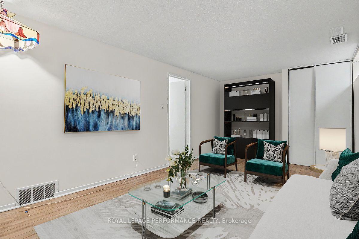 Photo 23 of 1394 Ridgebrook Drive, Ottawa, Pineview — HOMEH
