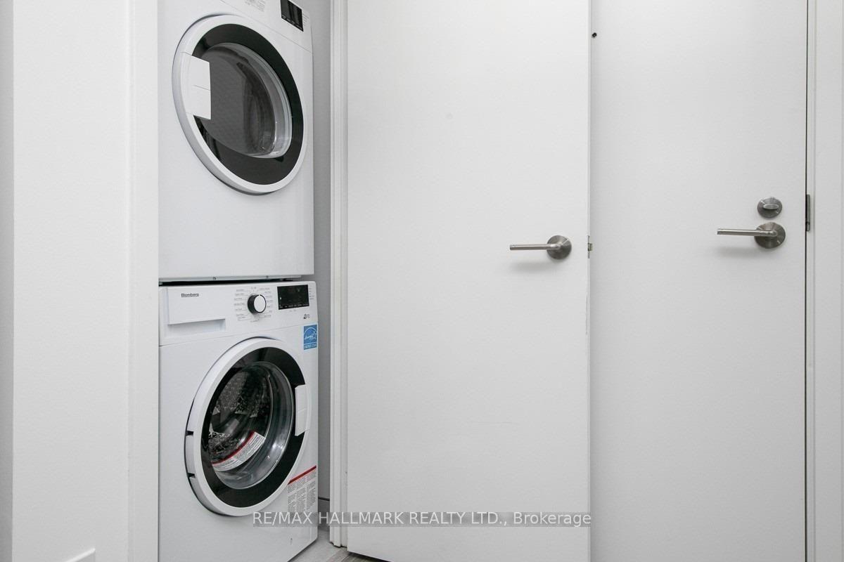 Photo 3 of Unit 820, 19 Western Battery Road, Toronto, Niagara — HOMEH