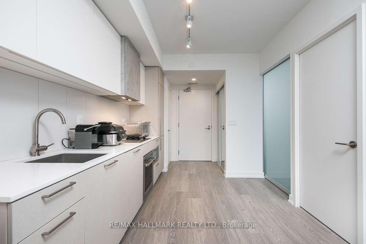 Photo 5 of Unit 820, 19 Western Battery Road, Toronto, Niagara — HOMEH