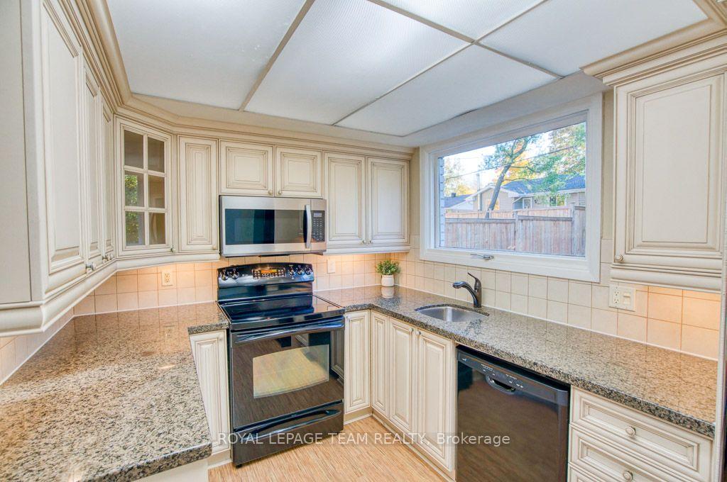 Photo 5 of 2998 Hyde Street, Ottawa, Riverside Park South — HOMEH