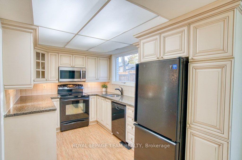 Photo 6 of 2998 Hyde Street, Ottawa, Riverside Park South — HOMEH