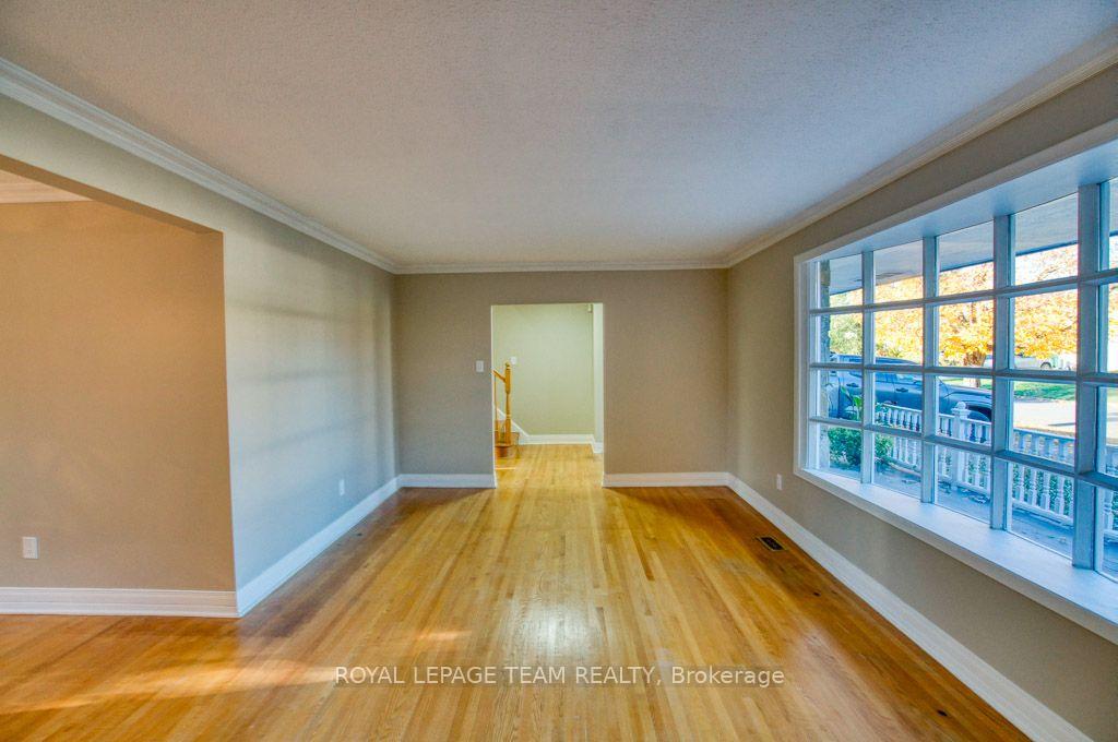 Photo 10 of 2998 Hyde Street, Ottawa, Riverside Park South — HOMEH
