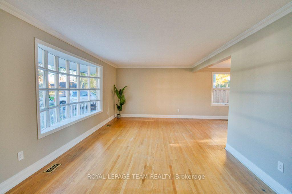 Photo 13 of 2998 Hyde Street, Ottawa, Riverside Park South — HOMEH