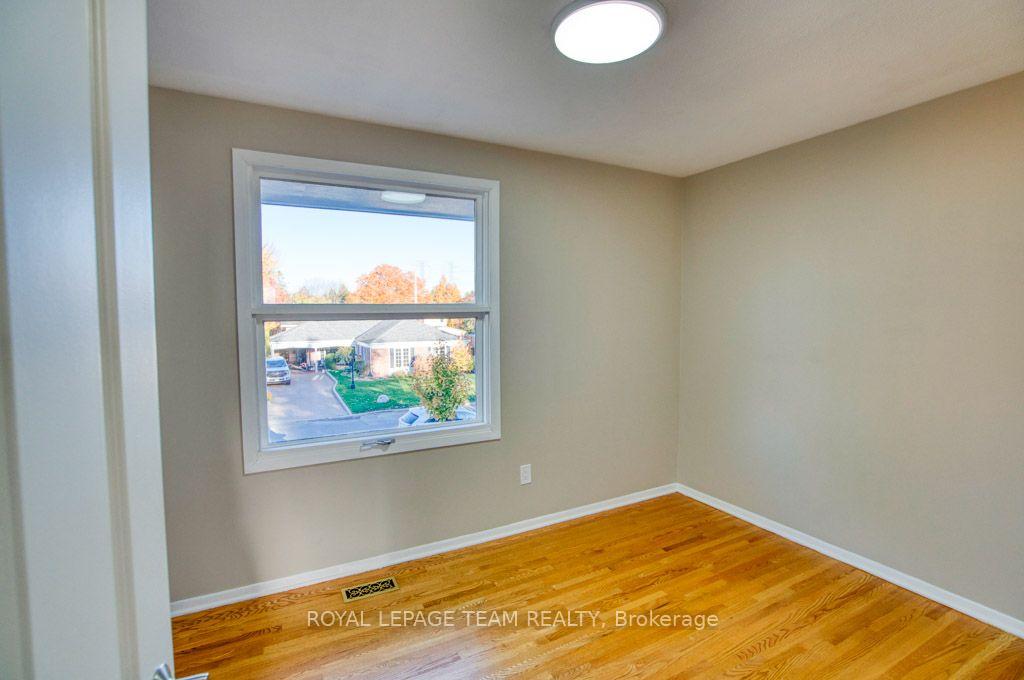 Photo 19 of 2998 Hyde Street, Ottawa, Riverside Park South — HOMEH