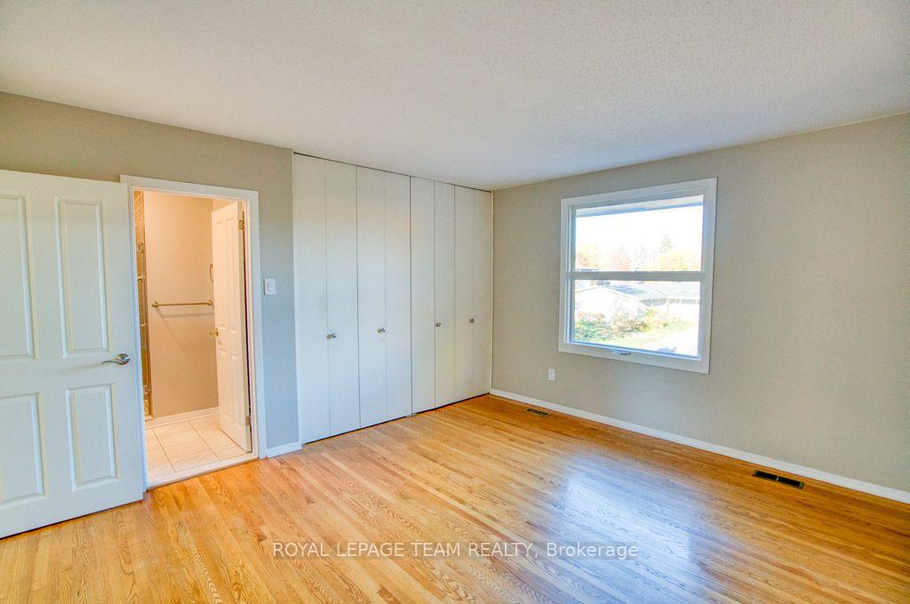 Photo 23 of 2998 Hyde Street, Ottawa, Riverside Park South — HOMEH