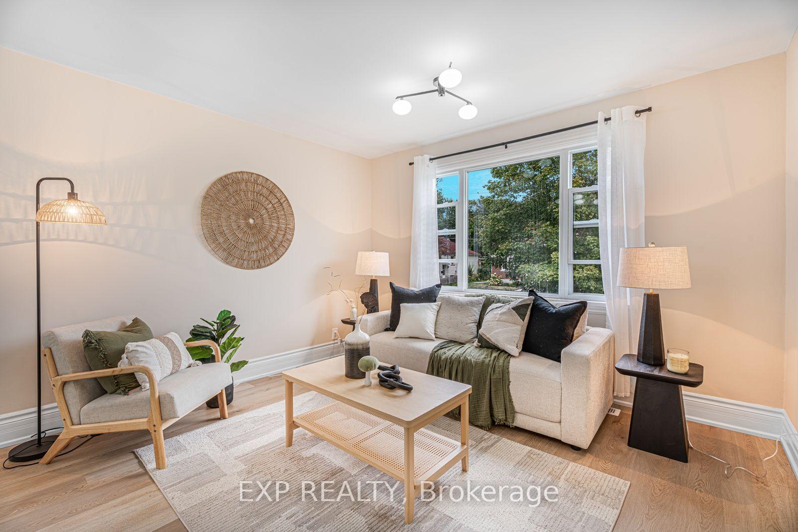 Photo 6 of 858 Grierson Street, Oshawa, Centennial — HOMEH