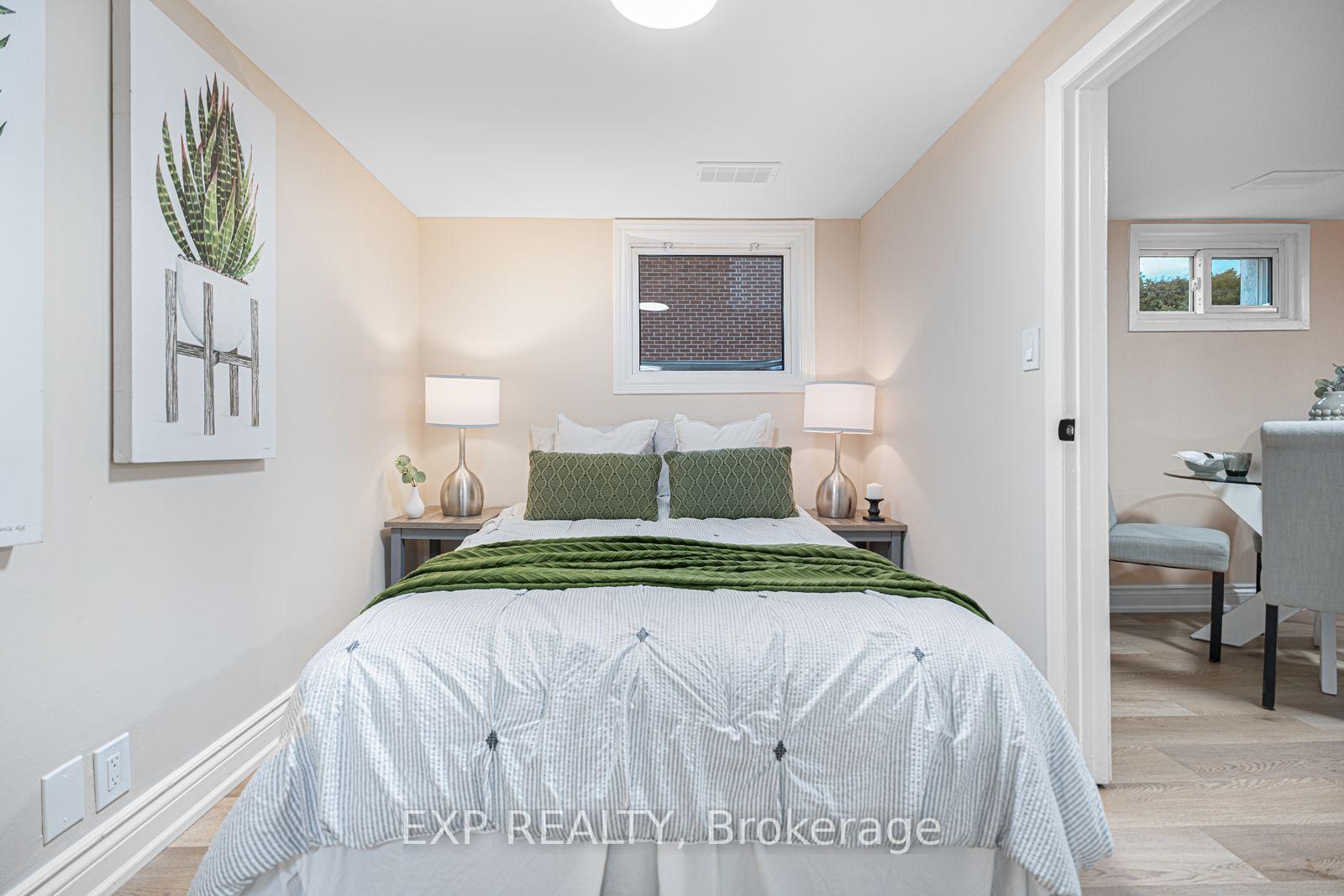 Photo 30 of 858 Grierson Street, Oshawa, Centennial — HOMEH