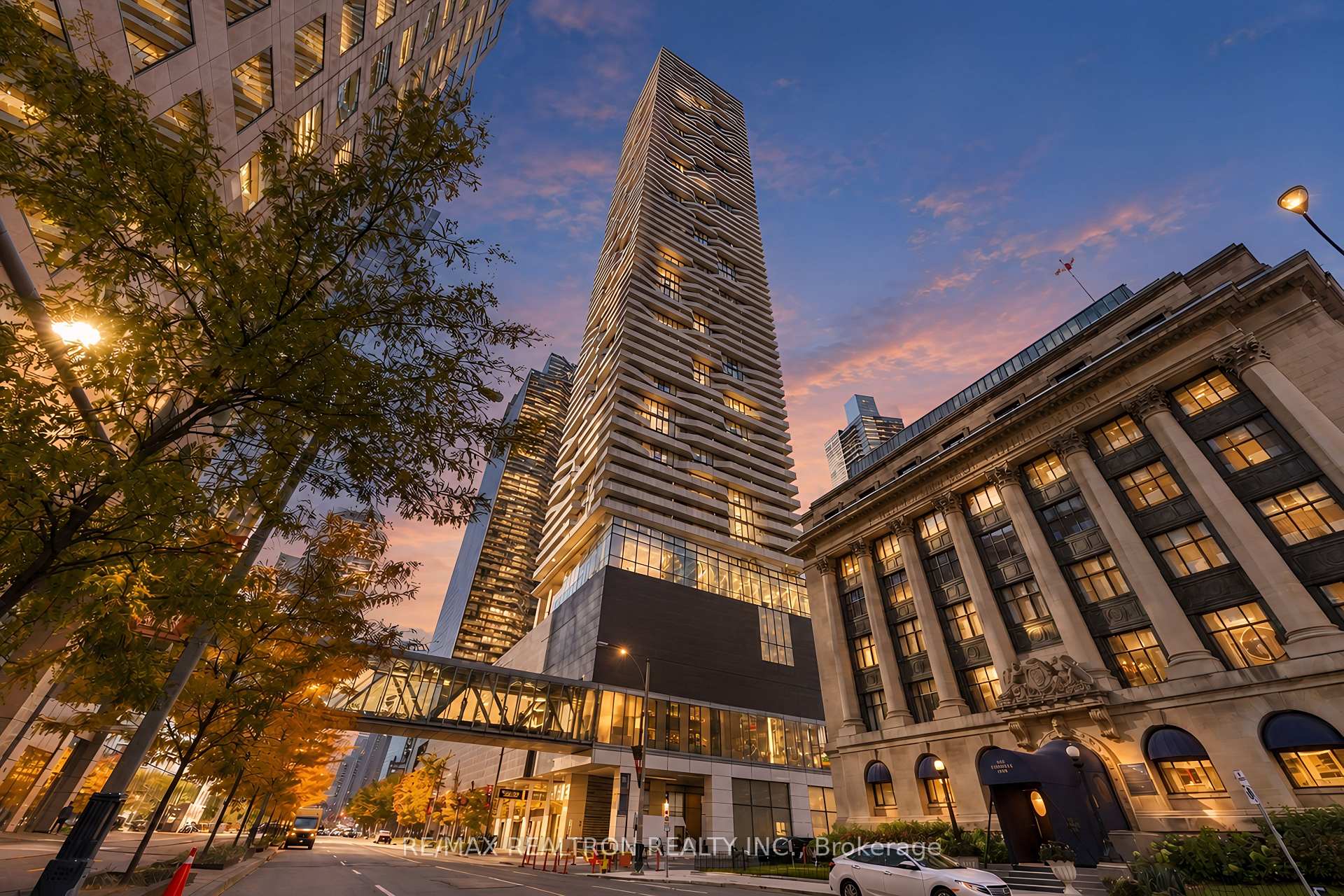 Photo 1 of Unit 1410, 88 Harbour Street, Toronto, Waterfront Communities — HOMEH
