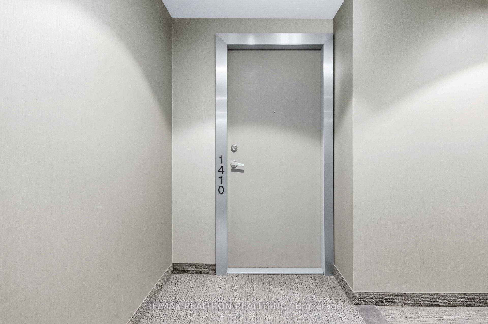 Photo 4 of Unit 1410, 88 Harbour Street, Toronto, Waterfront Communities — HOMEH