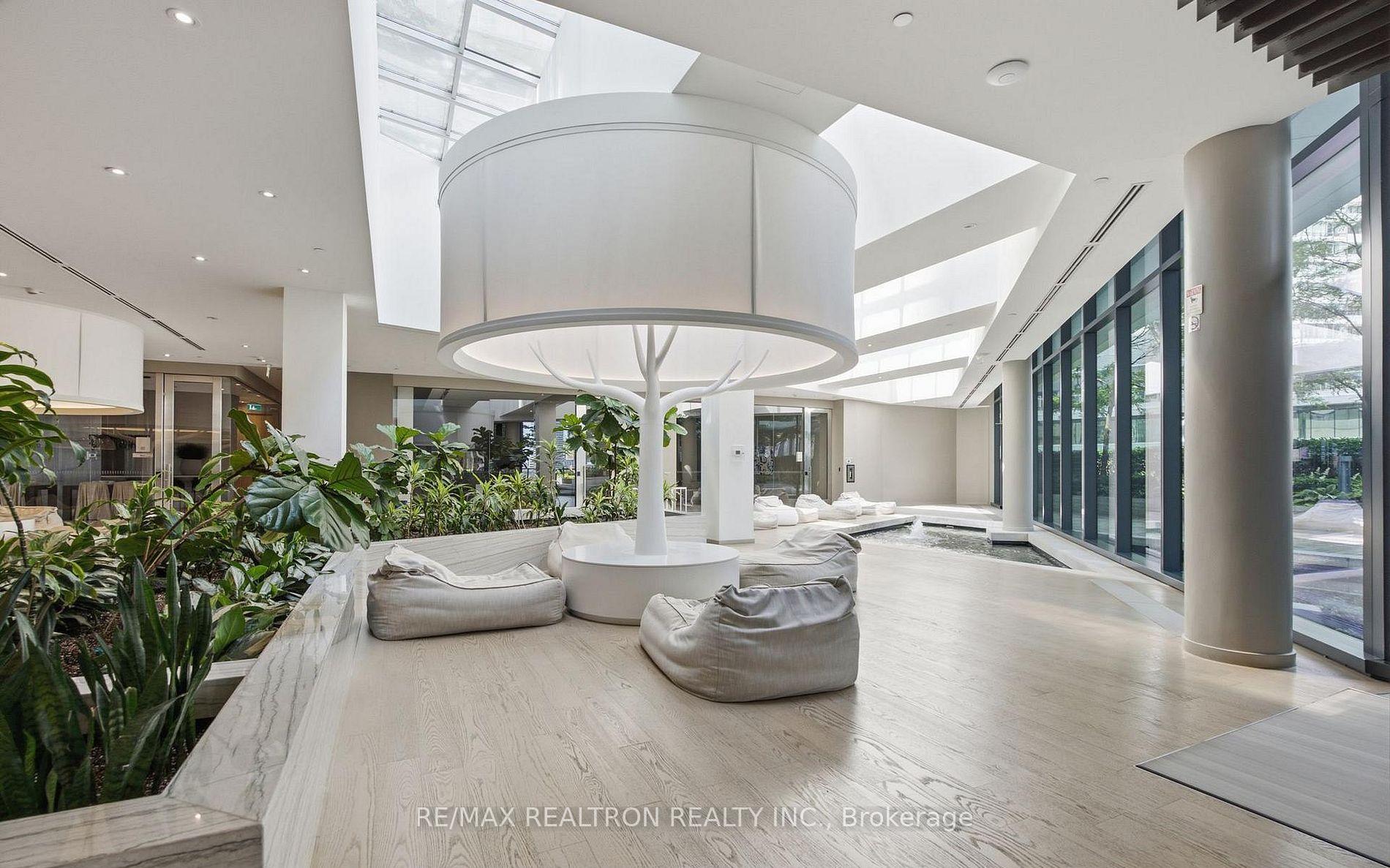 Photo 32 of Unit 1410, 88 Harbour Street, Toronto, Waterfront Communities — HOMEH