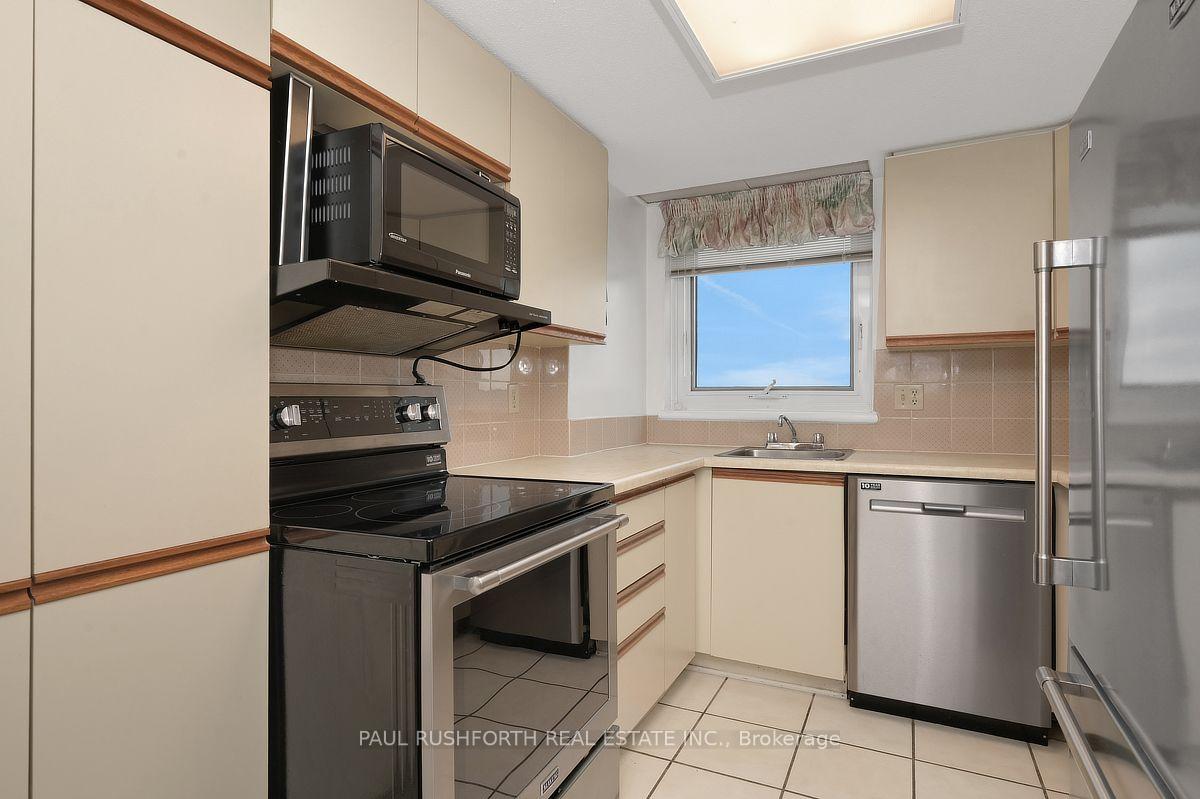 Photo 12 of Unit 815, 80 Sandcastle Drive, Ottawa, Leslie Park — HOMEH
