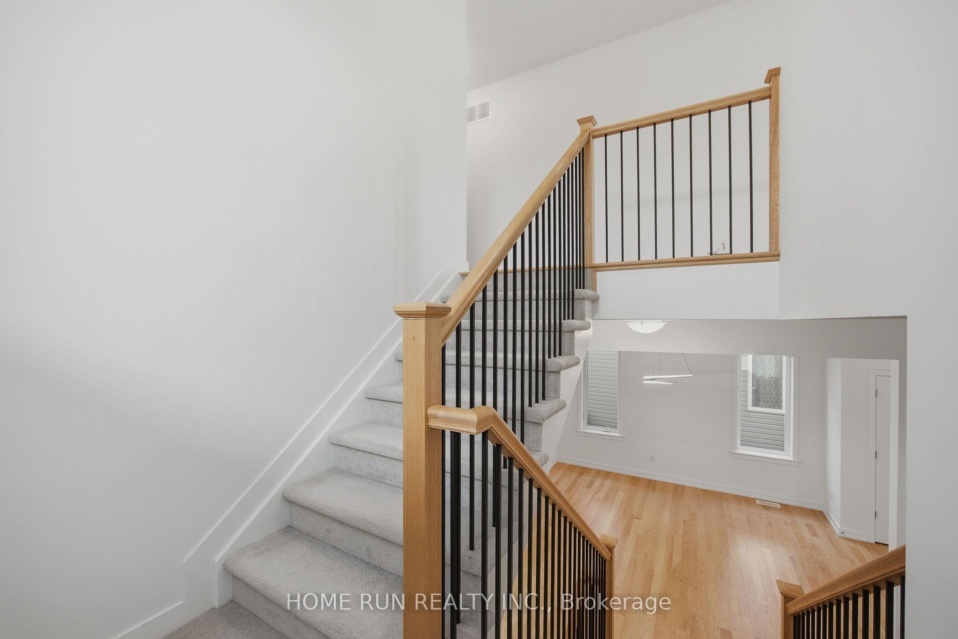 Photo 15 of 834 Paseana Place, Ottawa, Kanata - Emerald Meadows/Trailwest — HOMEH