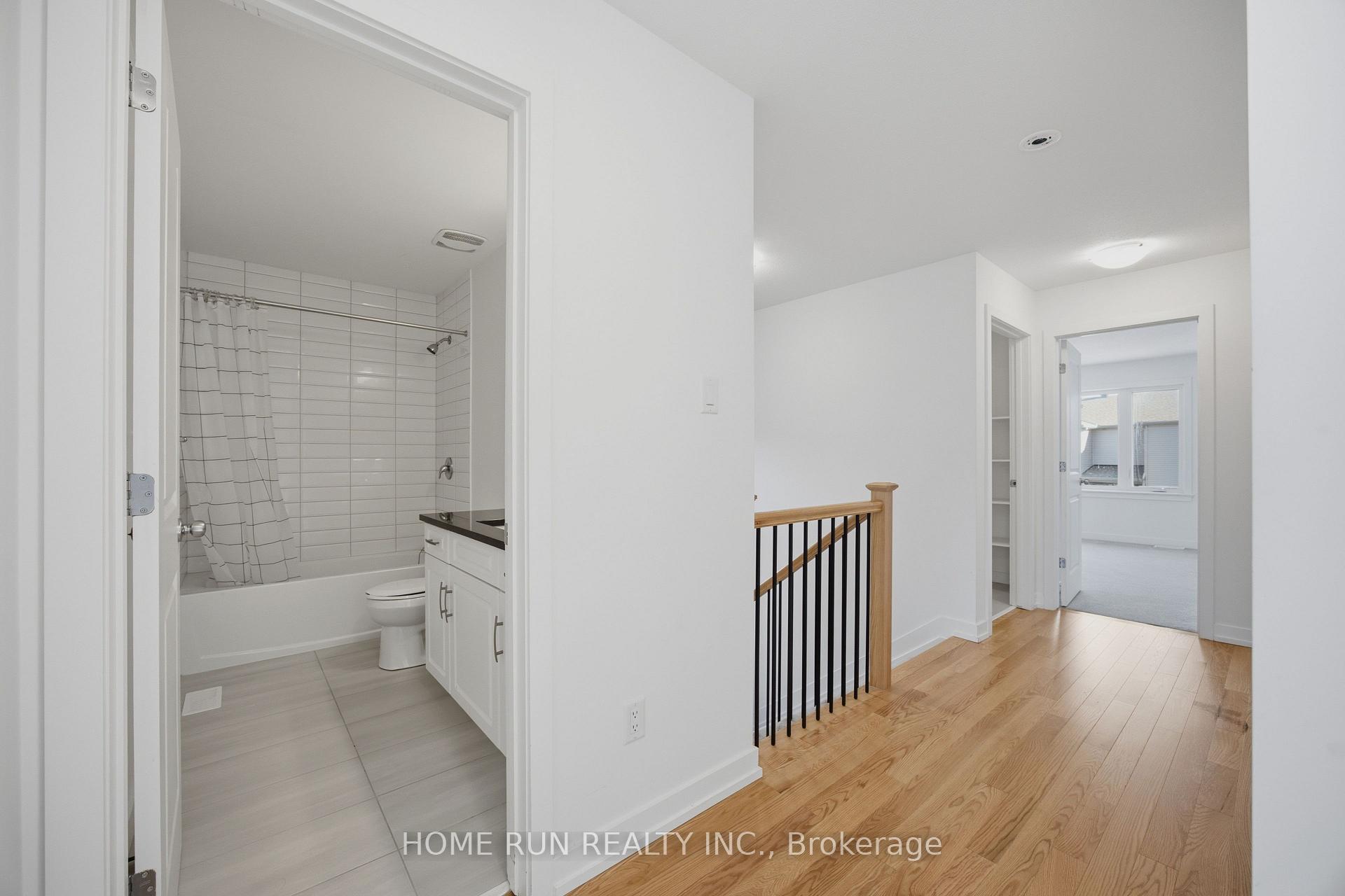 Photo 17 of 834 Paseana Place, Ottawa, Kanata - Emerald Meadows/Trailwest — HOMEH