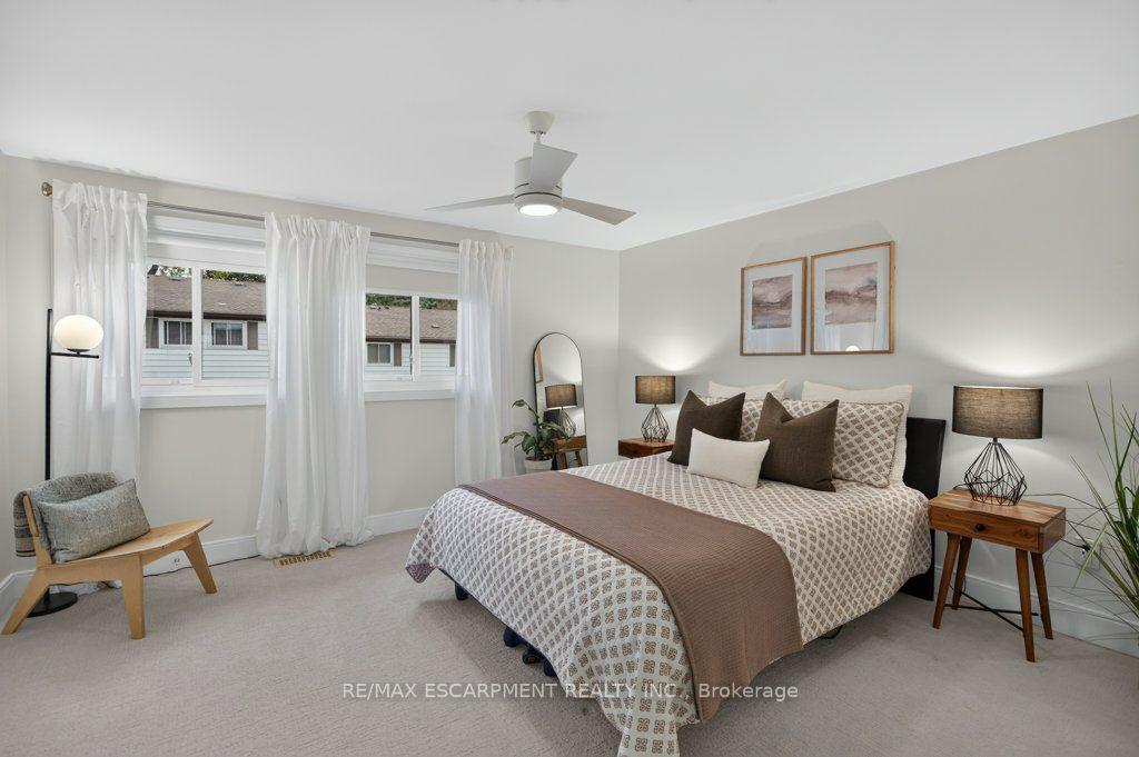 Photo 21 of 7 Briar Lane, Hamilton, Dundas — HOMEH