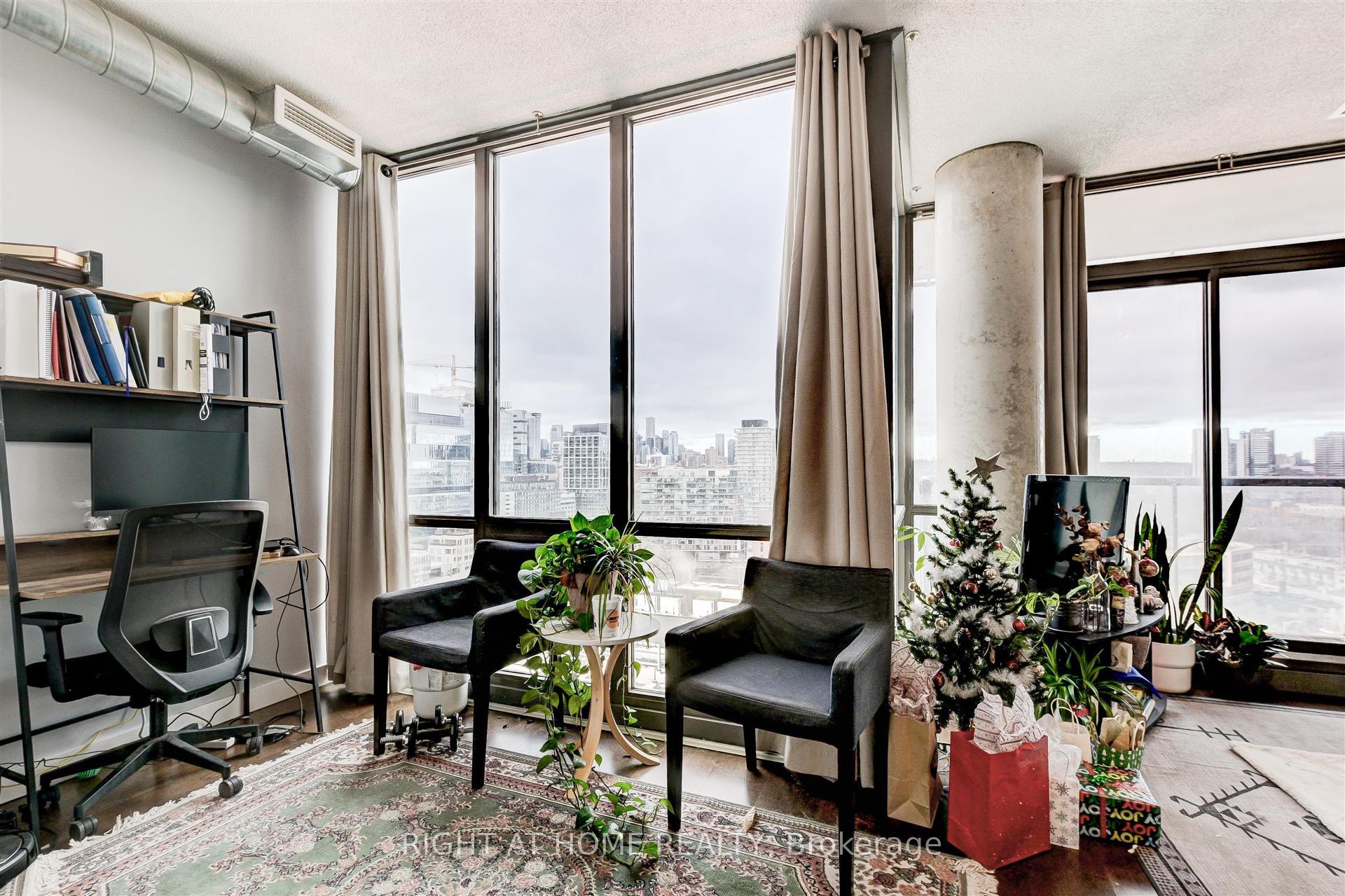 Photo 11 of Unit 1709, 33 Mill Street, Toronto, Waterfront Communities — HOMEH