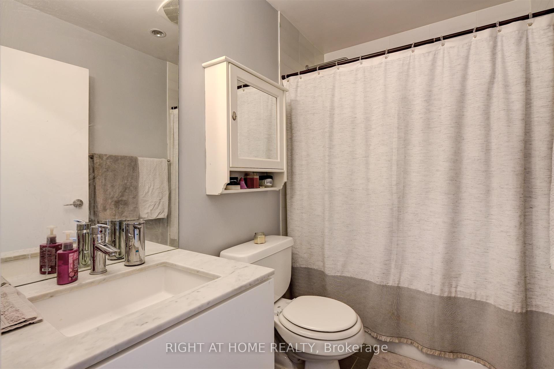 Photo 21 of Unit 1709, 33 Mill Street, Toronto, Waterfront Communities — HOMEH