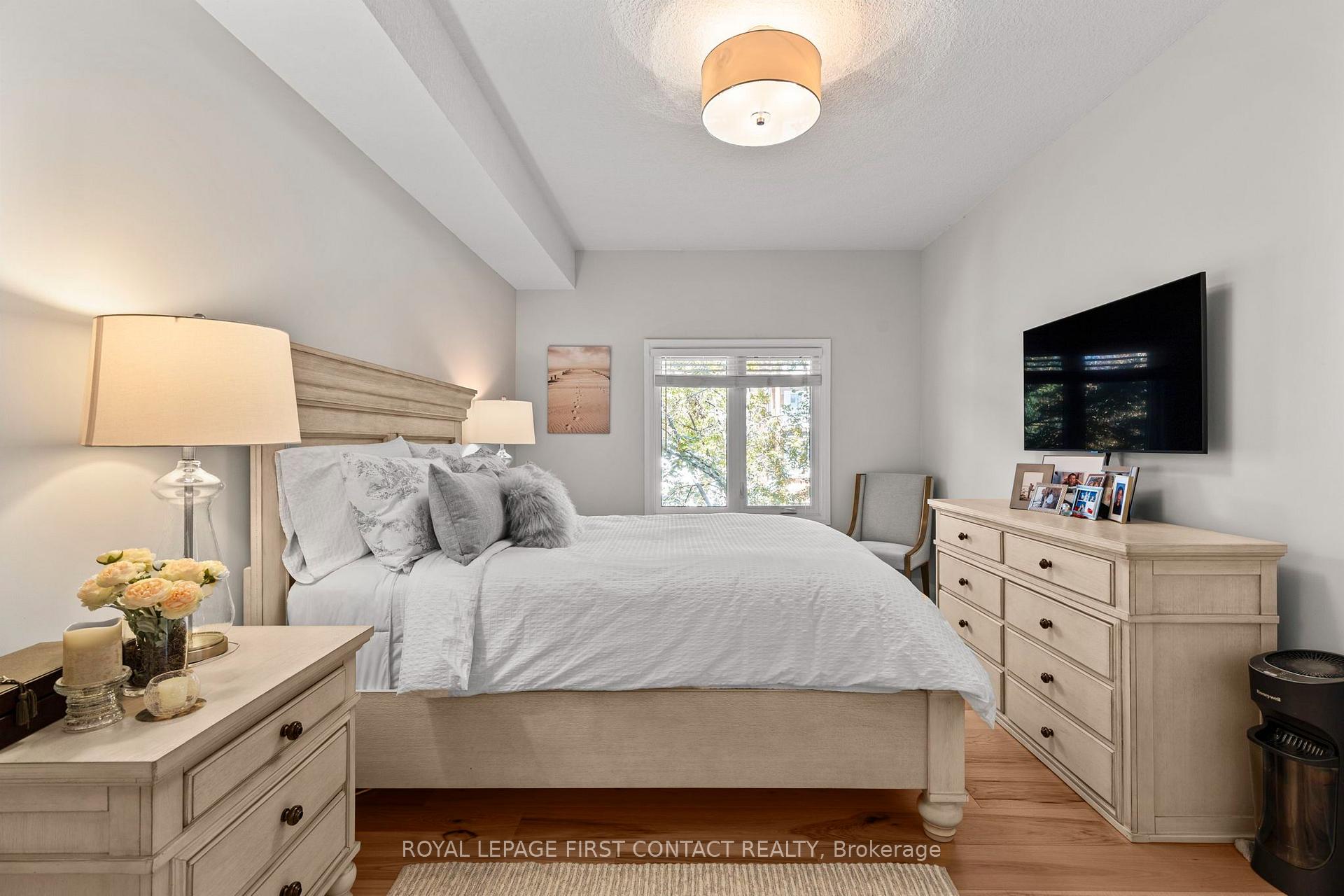 Photo 24 of Unit 308, 21 Kempenfelt Drive, Barrie, North Shore — HOMEH