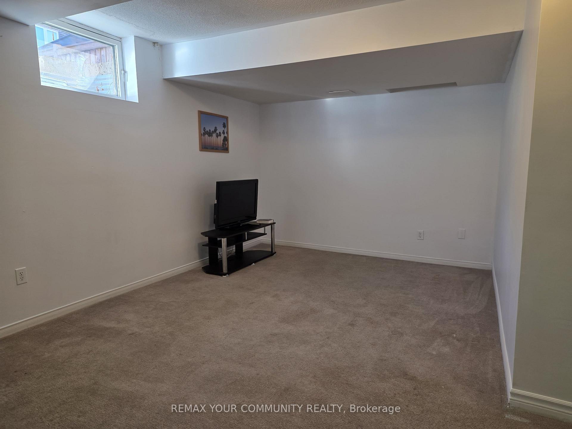 Photo 4 of Unit Basement, 510 Downes Jackson Heights, Milton, Harrison — HOMEH