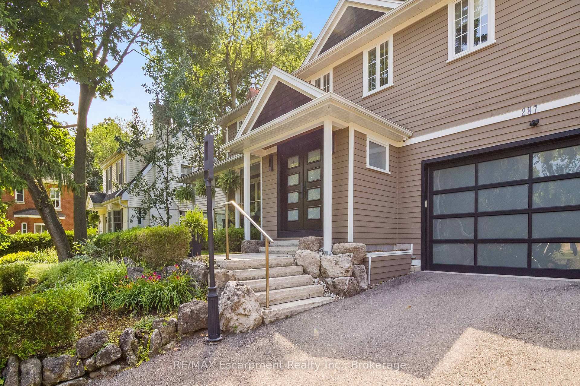Photo 2 of 287 MacDonald Road, Oakville, Old Oakville — HOMEH