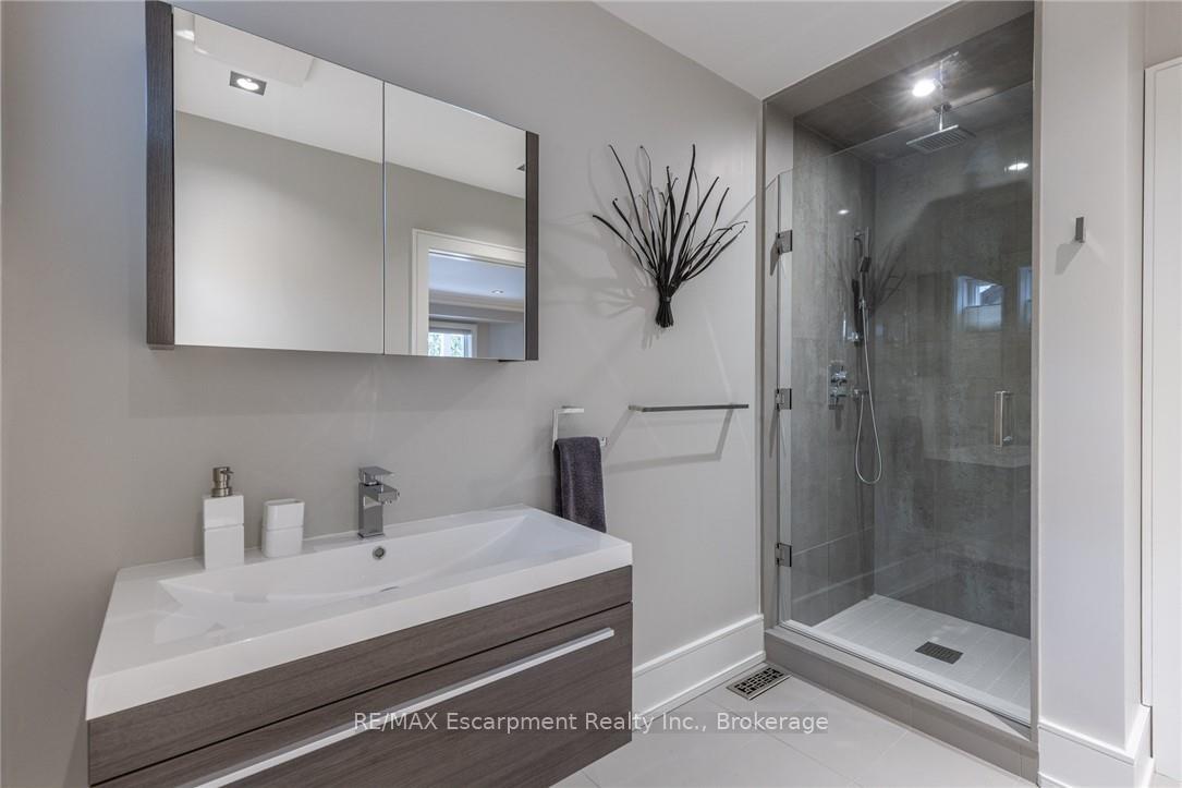 Photo 20 of 287 MacDonald Road, Oakville, Old Oakville — HOMEH