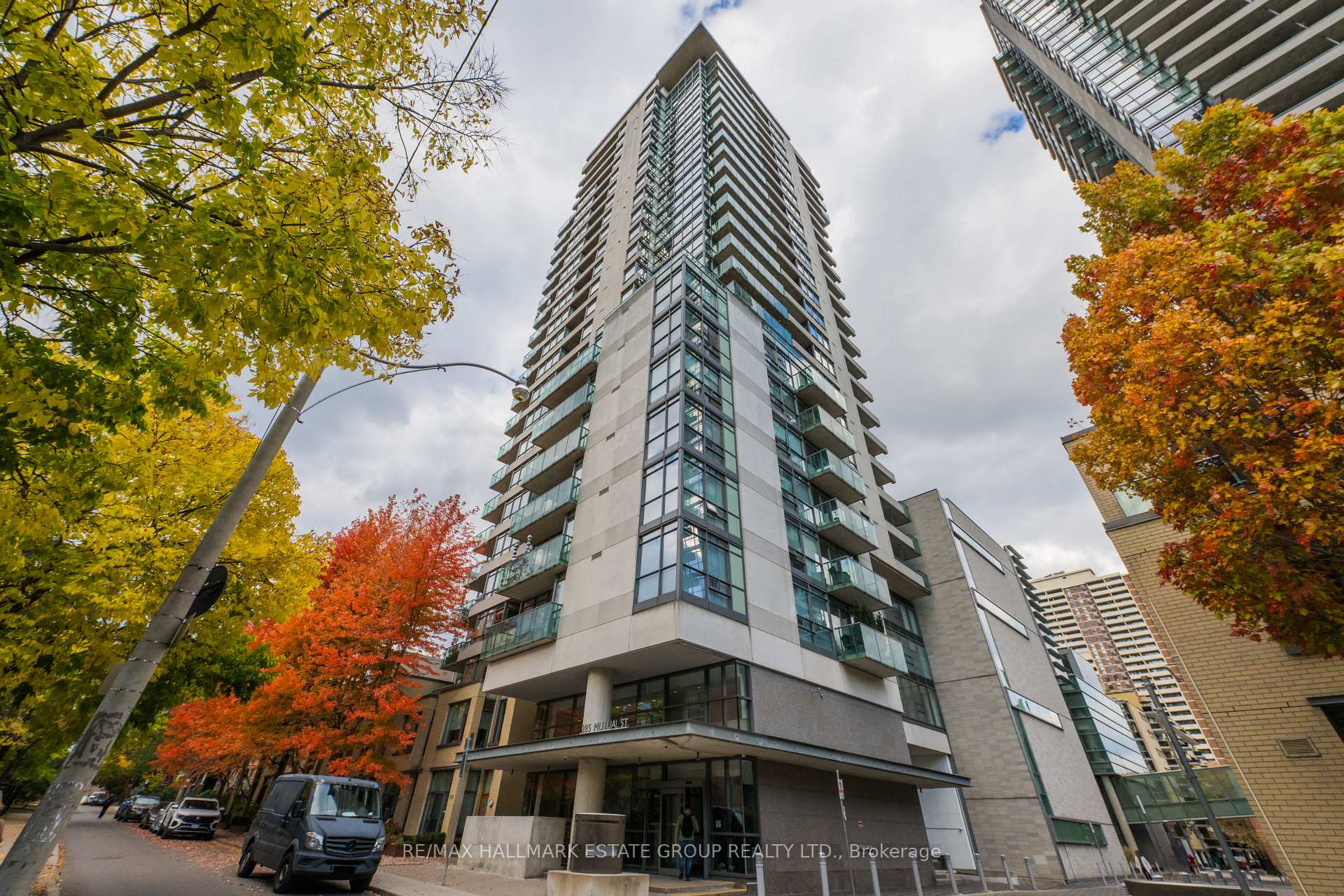 Photo 2 of Unit 2201, 285 Mutual Street, Toronto, Church-Yonge Corridor — HOMEH
