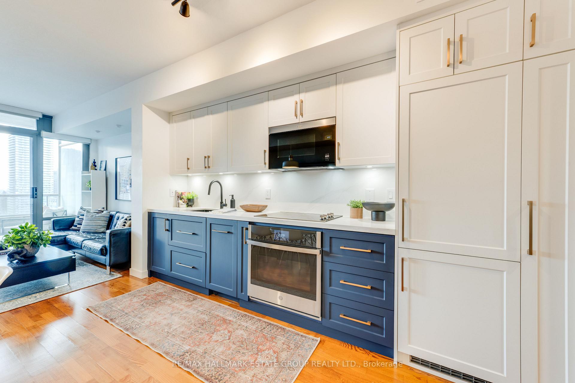 Photo 10 of Unit 2201, 285 Mutual Street, Toronto, Church-Yonge Corridor — HOMEH