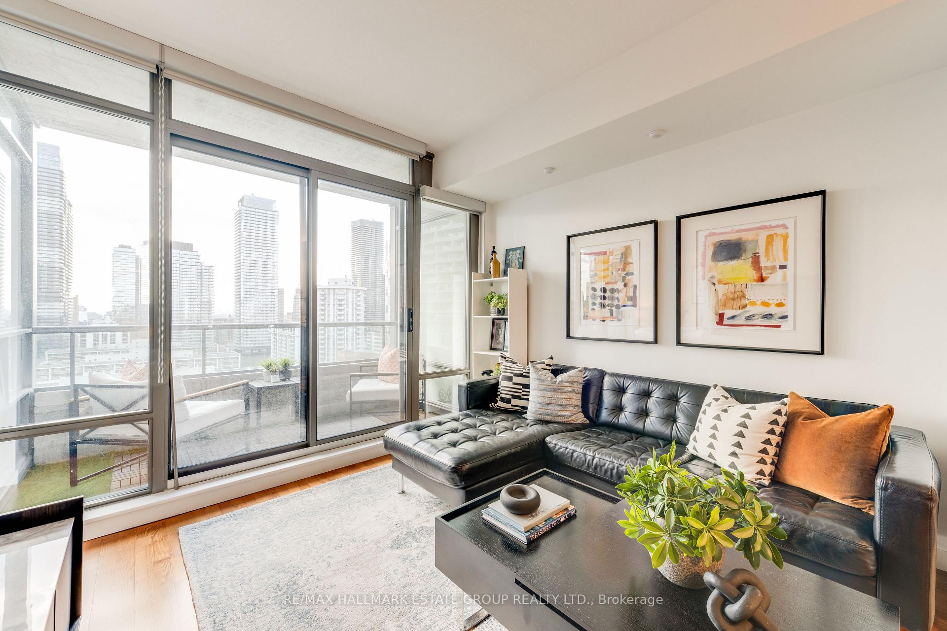 Photo 15 of Unit 2201, 285 Mutual Street, Toronto, Church-Yonge Corridor — HOMEH