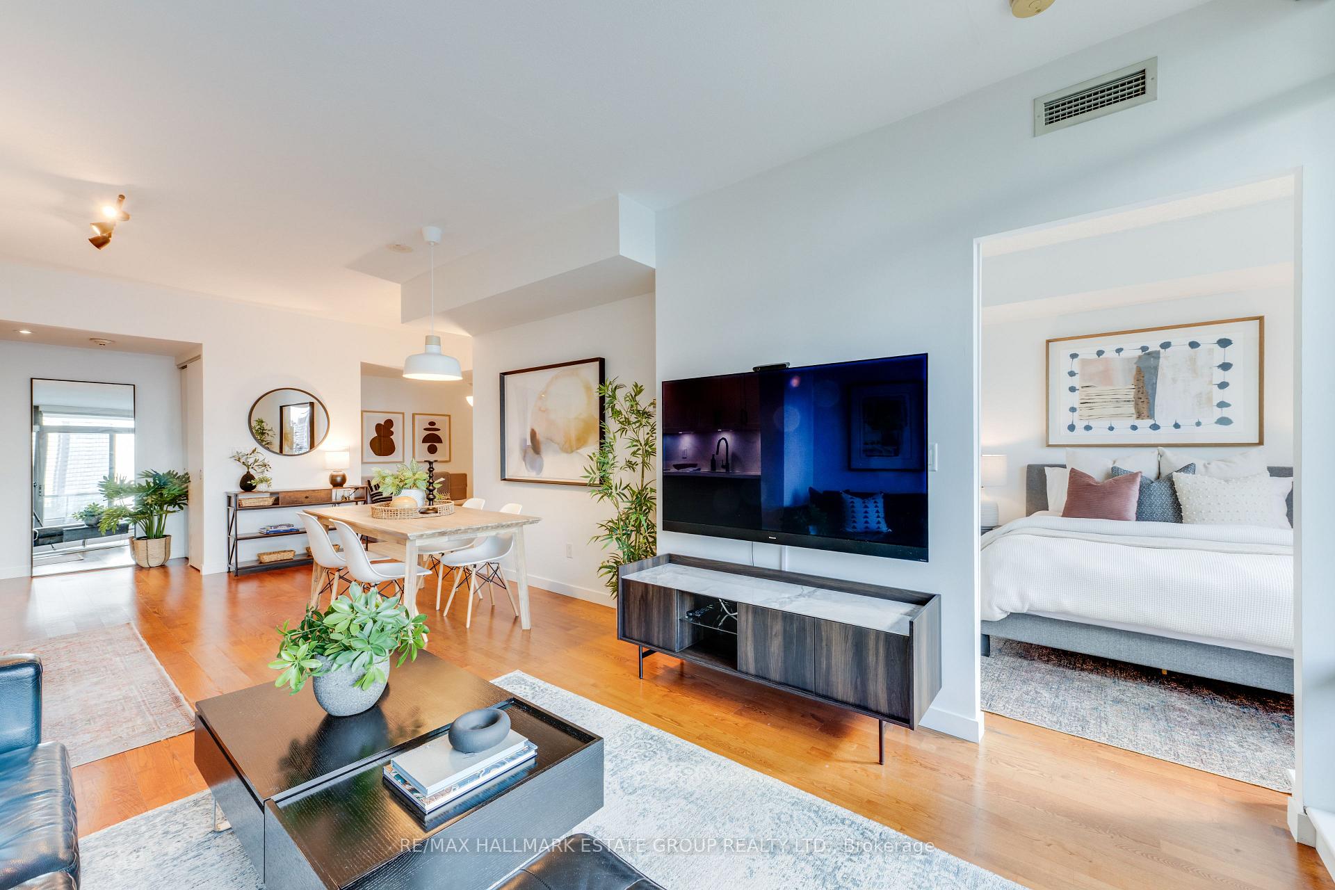 Photo 17 of Unit 2201, 285 Mutual Street, Toronto, Church-Yonge Corridor — HOMEH