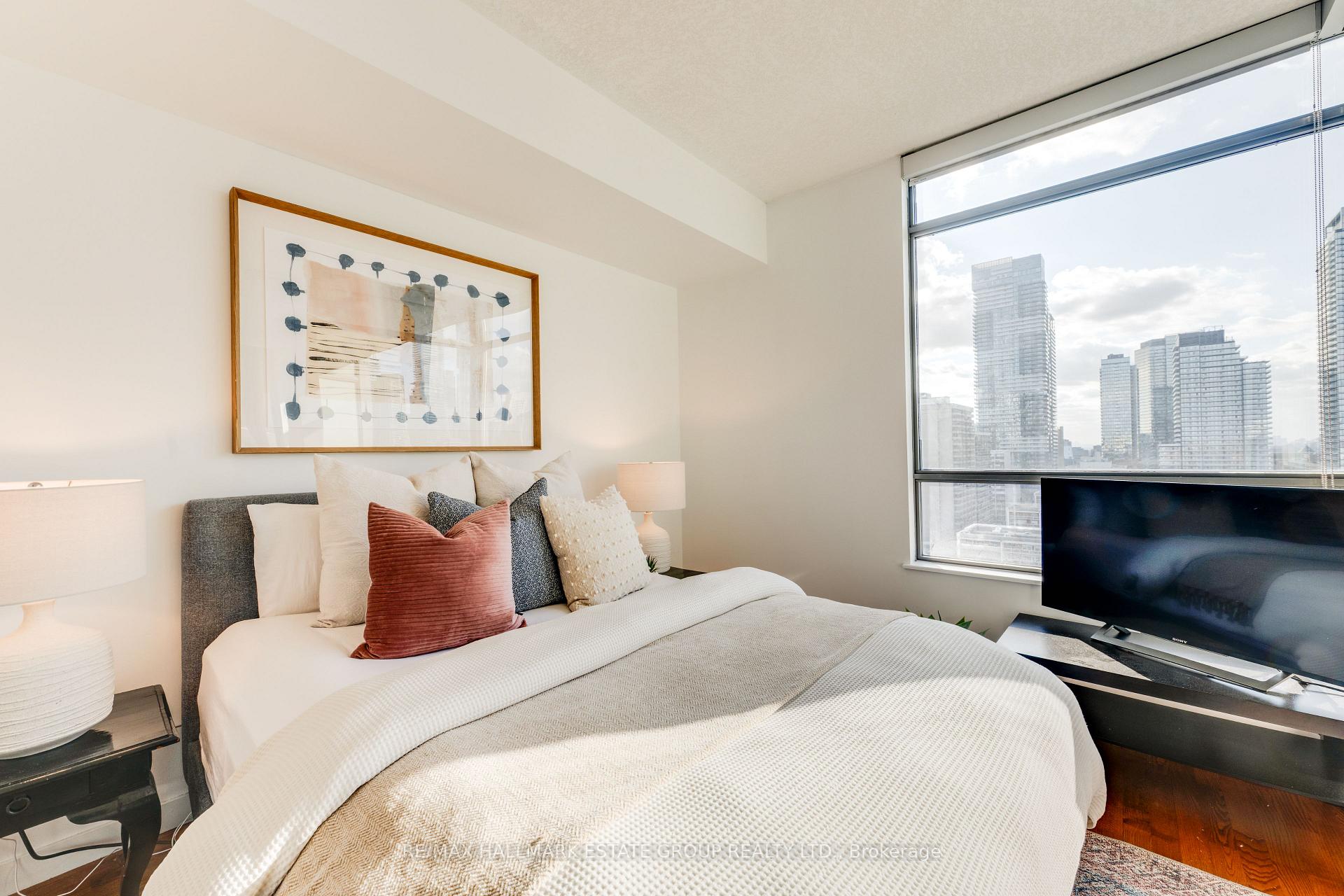 Photo 19 of Unit 2201, 285 Mutual Street, Toronto, Church-Yonge Corridor — HOMEH