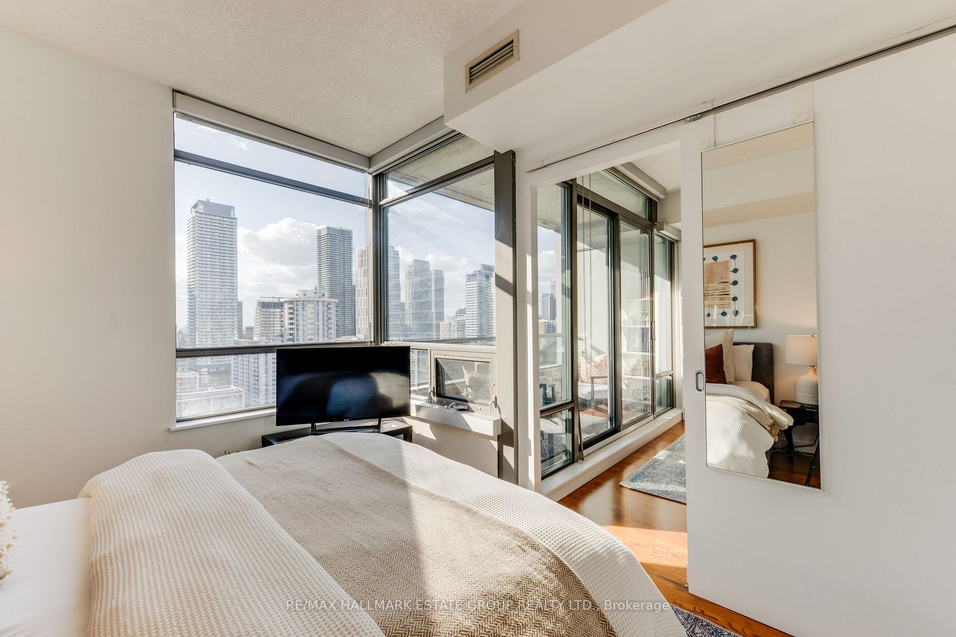 Photo 20 of Unit 2201, 285 Mutual Street, Toronto, Church-Yonge Corridor — HOMEH