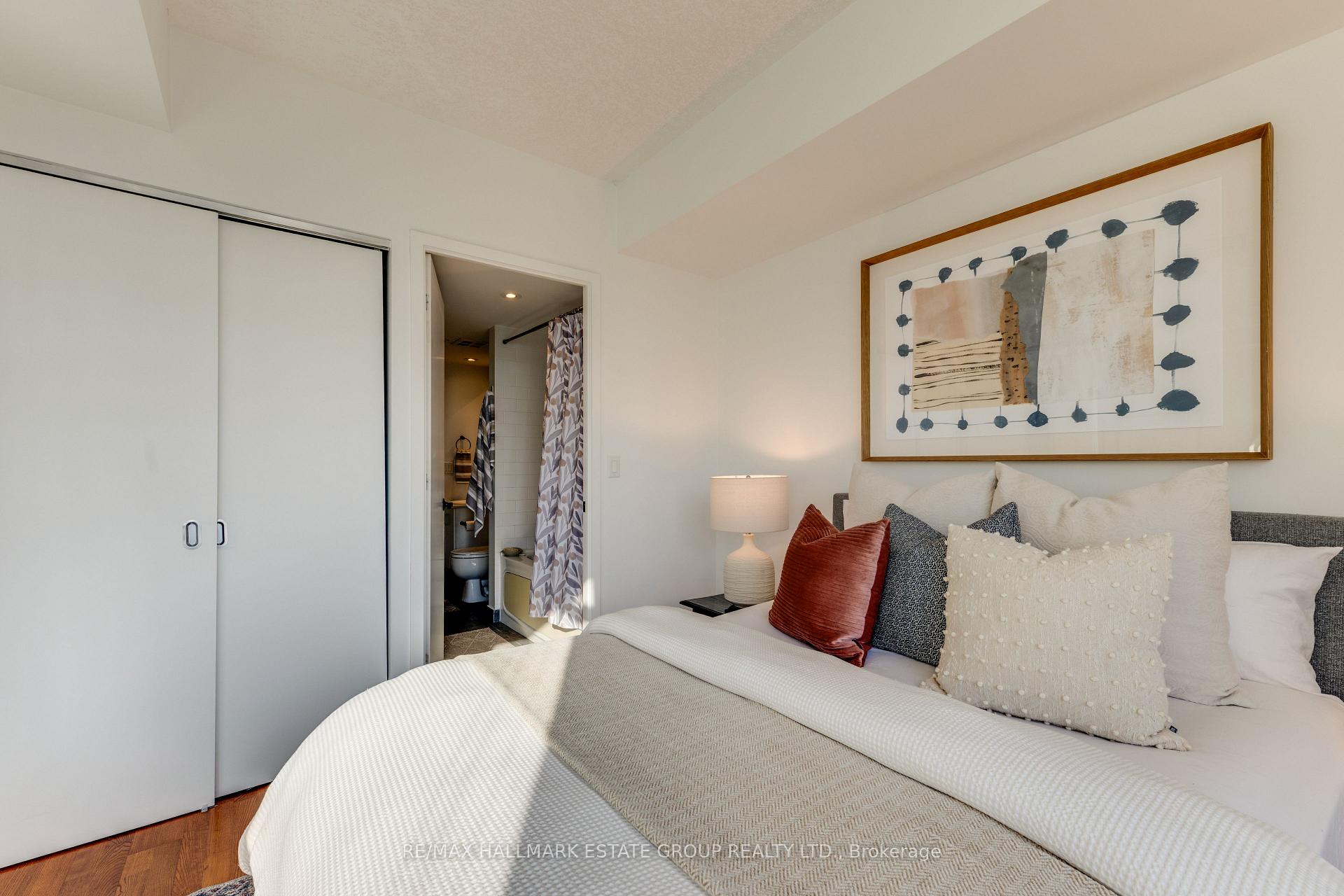 Photo 22 of Unit 2201, 285 Mutual Street, Toronto, Church-Yonge Corridor — HOMEH